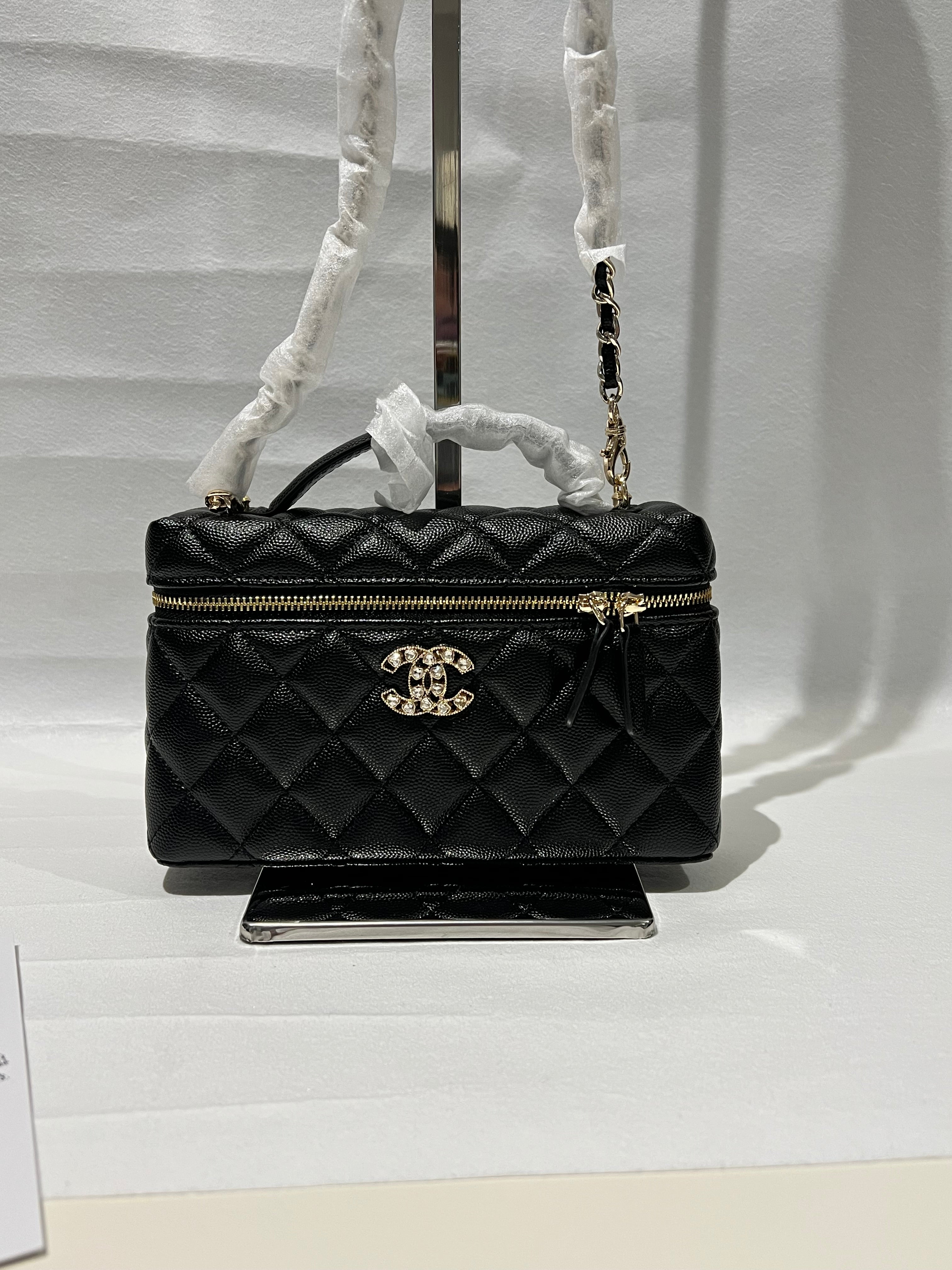 AUTH CHANEL BLACK CAVIAR RECTANGLE CROSSBODY MAKEUP BAG - VIP BEAUTY GWP NOVELTY