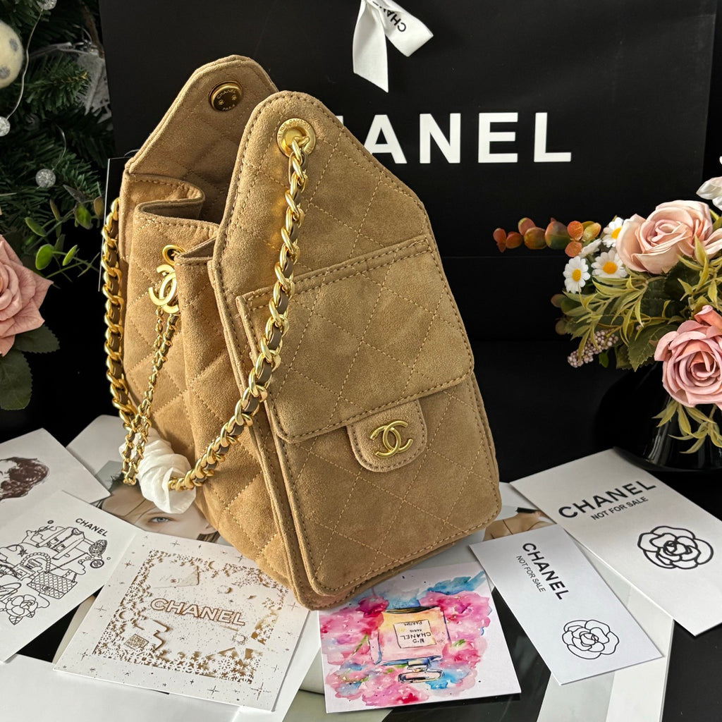 Sand Suede Calfskin Hobo Bag 25C Med