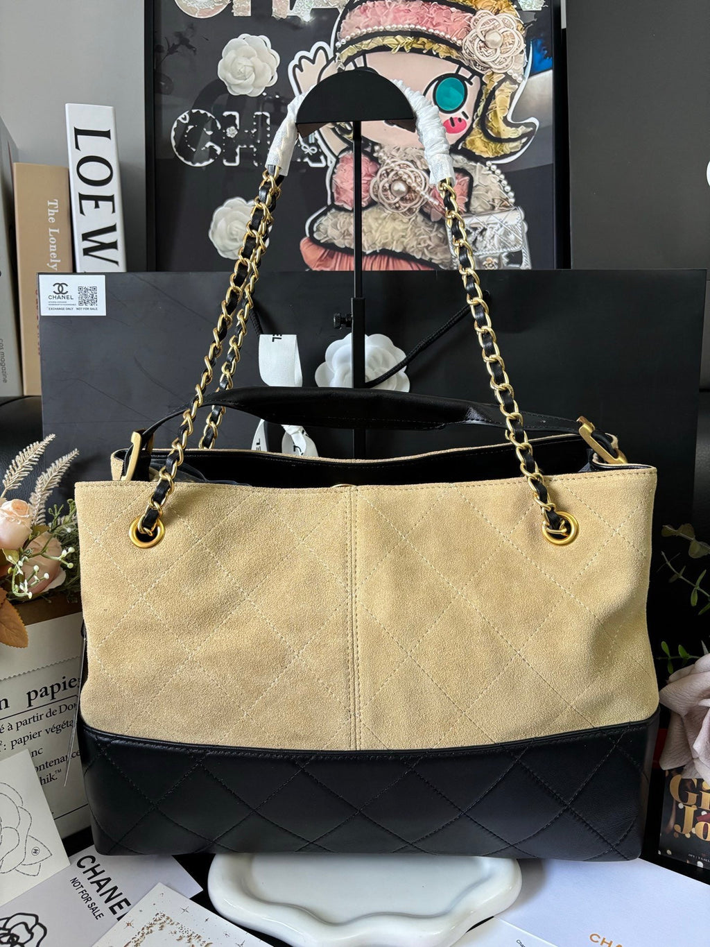 Suede Calfskin Shiny Lambskin Quilted Small Shopping Bag Caramel Black Lovely Pink Cherry