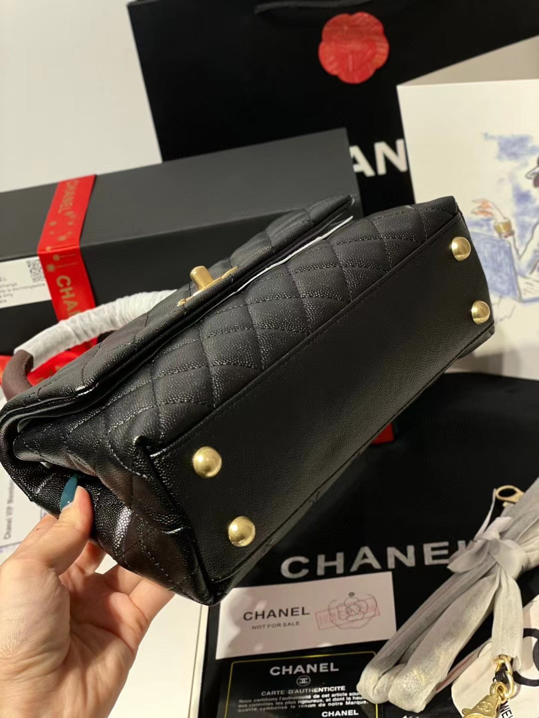 Coco Red handle small