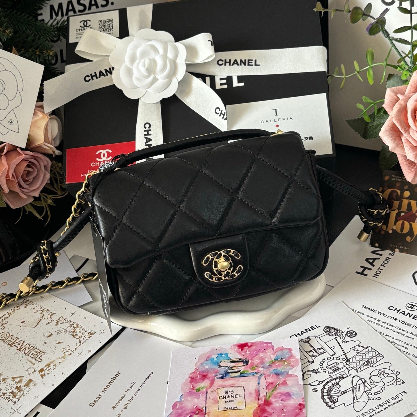 Black Sheepskin Bag with adjustable handle 17x12