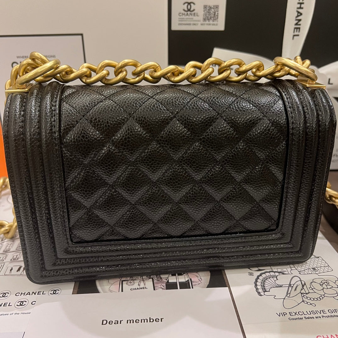 Caviar Leather small Leboy