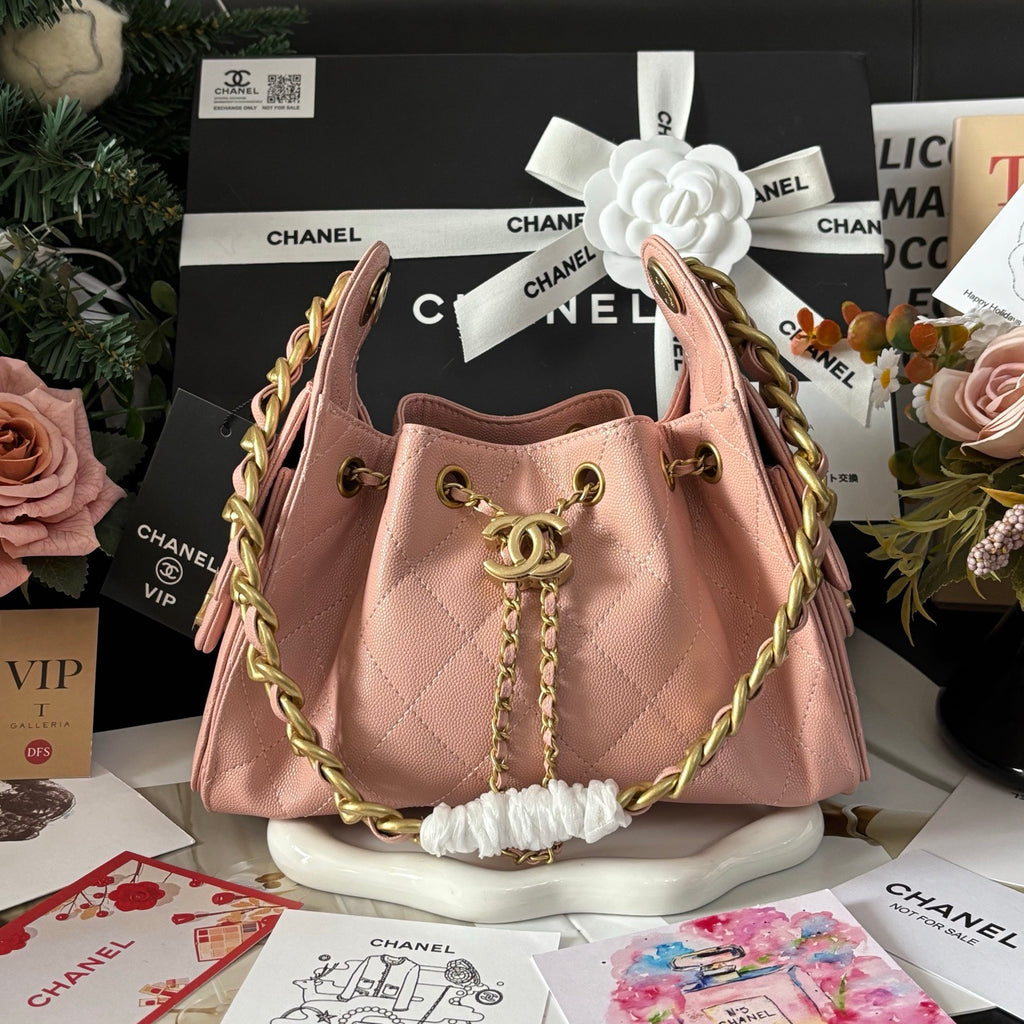 Pink Caviar Calfskin Hobo Bag 25S