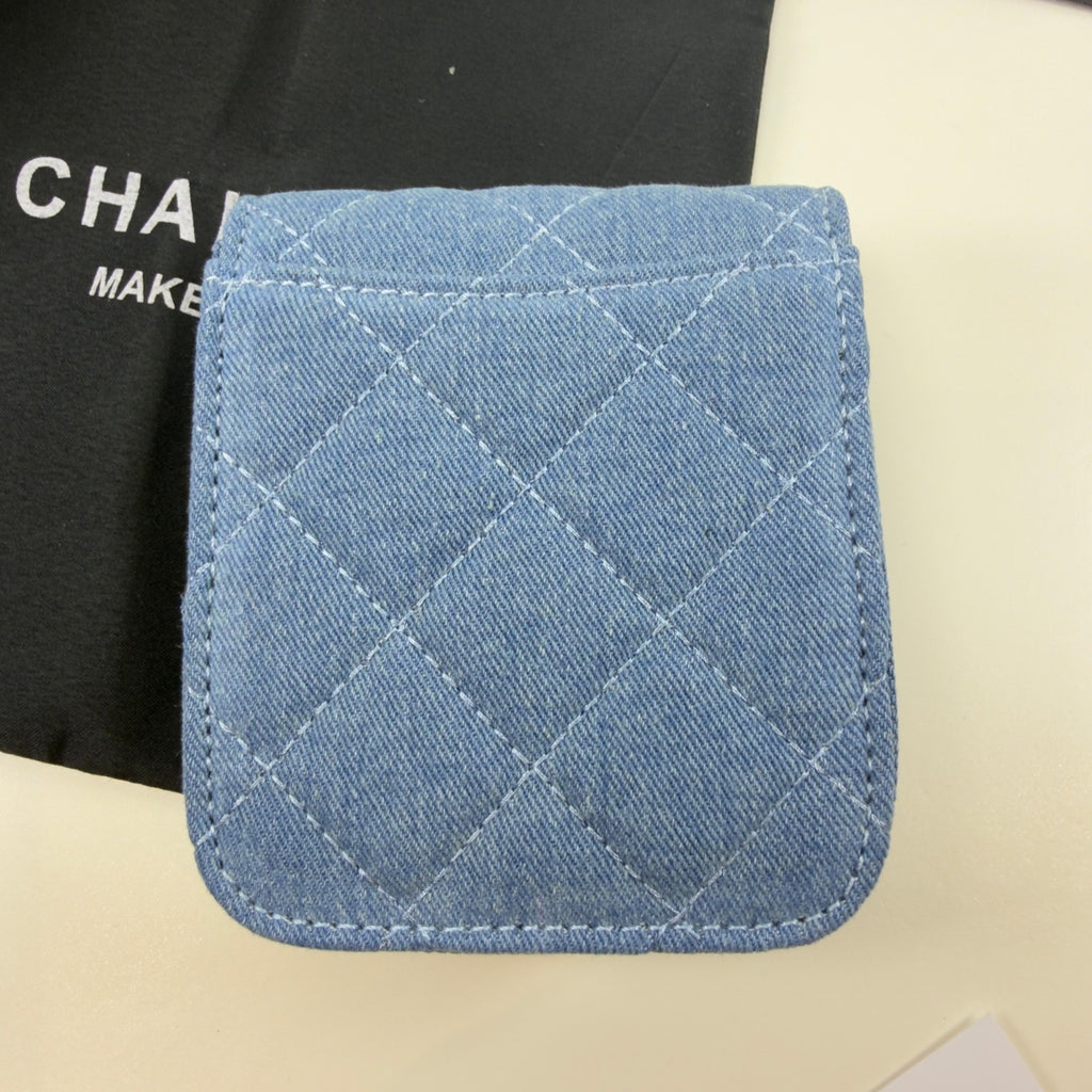 CHANEL Beauty / Makeup line mini Denim bag – Gift With Purchase (GWP) item Blue15
