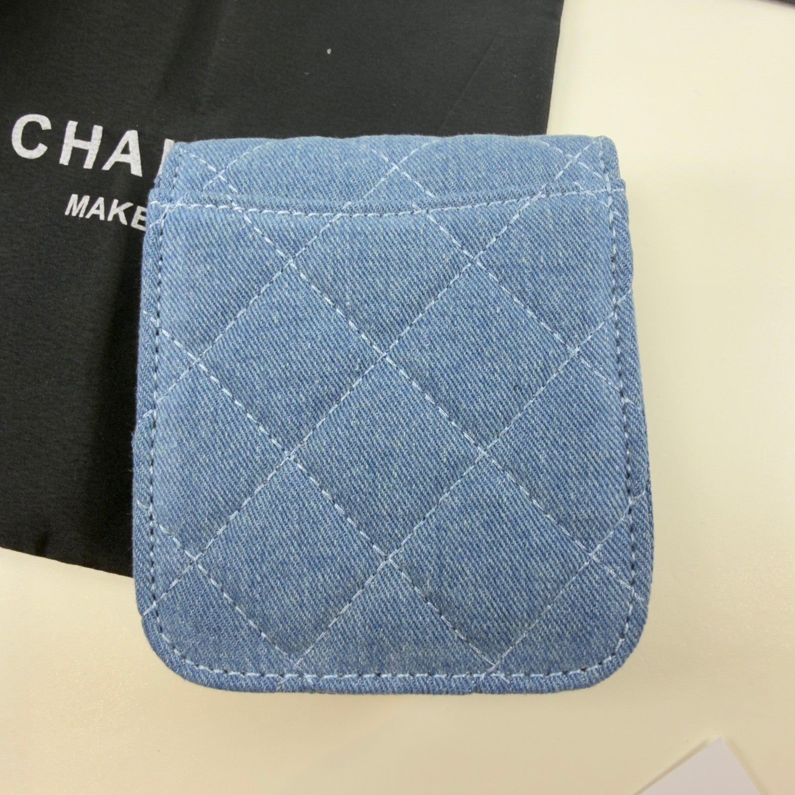 CHANEL Beauty / Makeup line mini Denim bag – Gift With Purchase (GWP) item Blue15