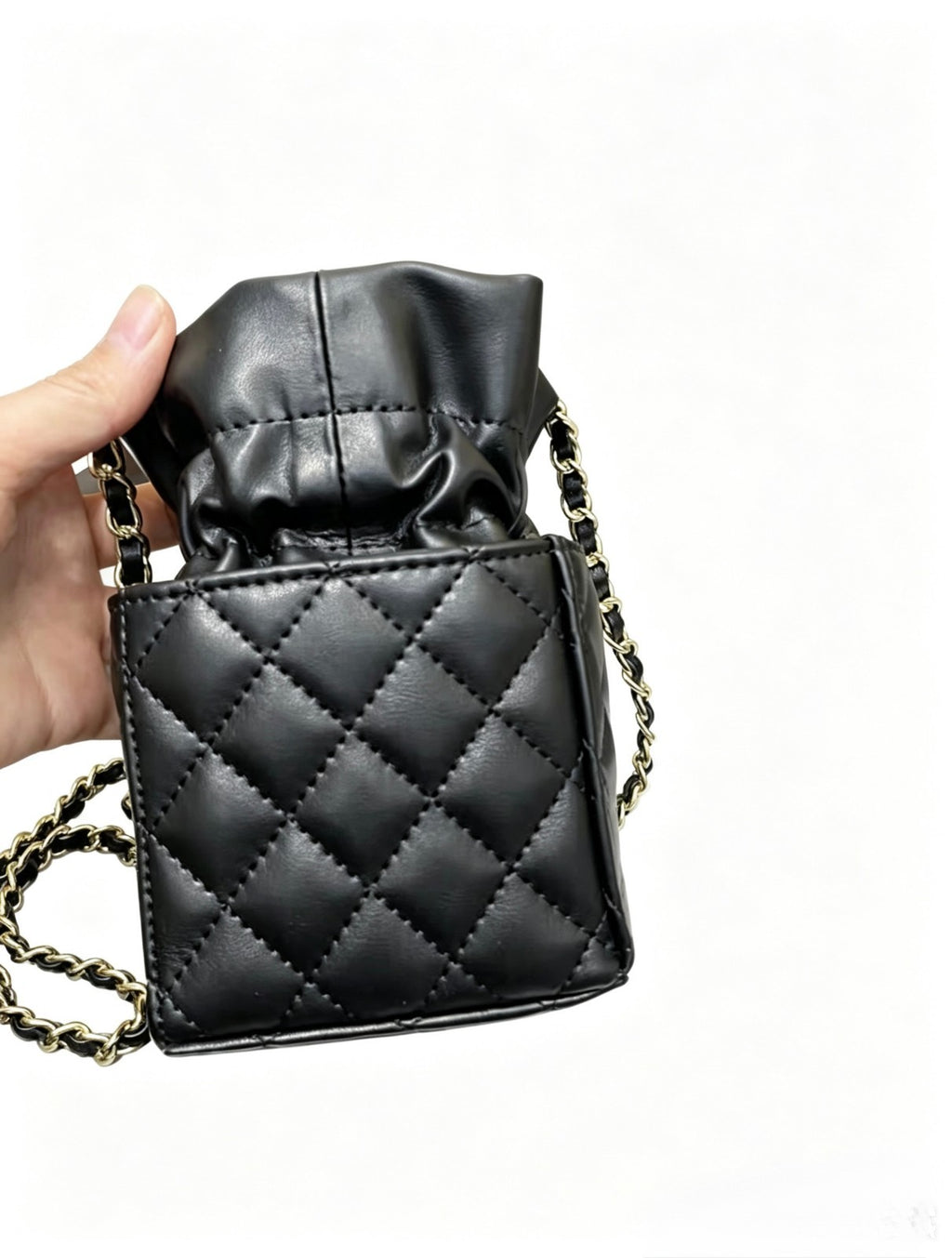 CHANEL Beauty / Makeup line mini top bag – Gift With Purchase (GWP) item Black8