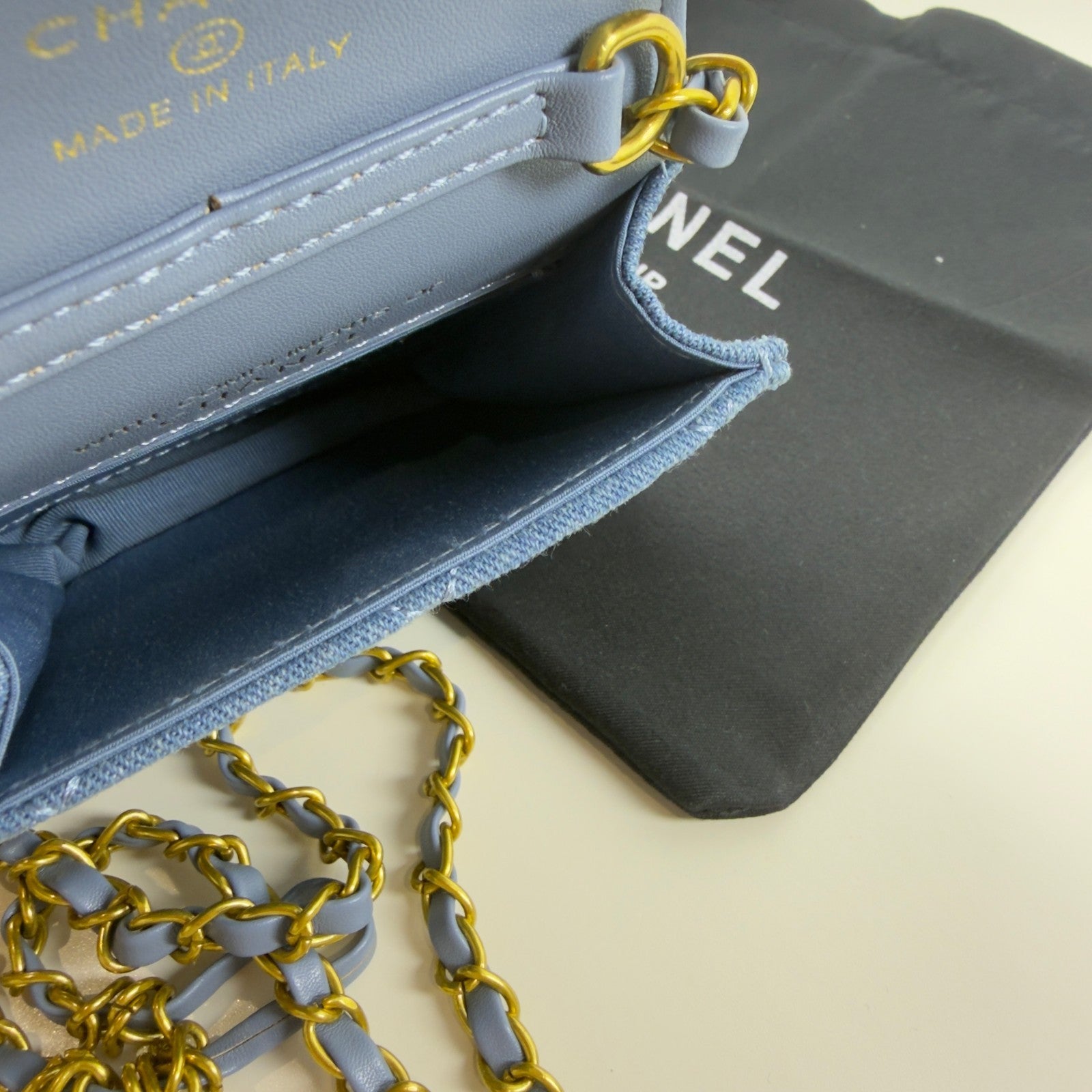 CHANEL Beauty / Makeup line mini Denim bag – Gift With Purchase (GWP) item Blue5