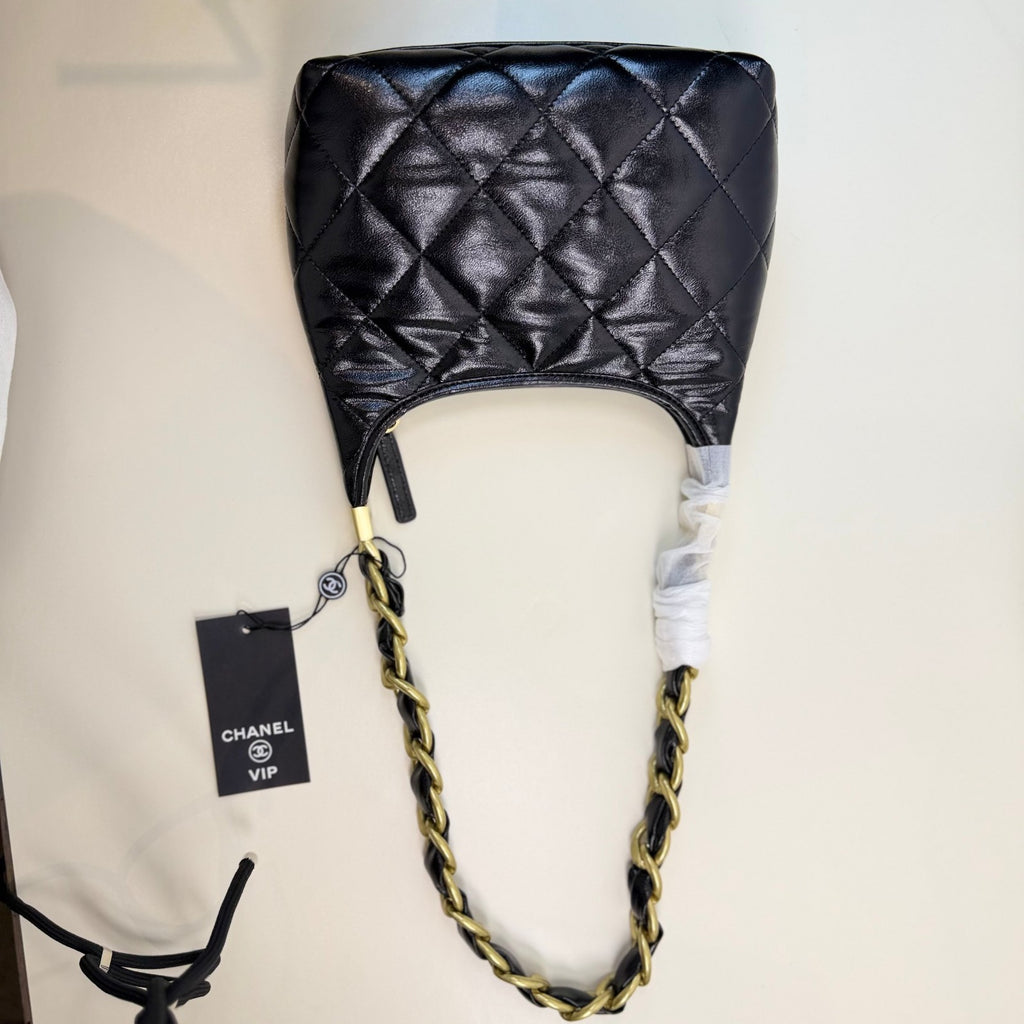CHANEL Beauty Cosmetic Makeup Bag Black Zipup Shoulder Bag Promotional Gift GWP3