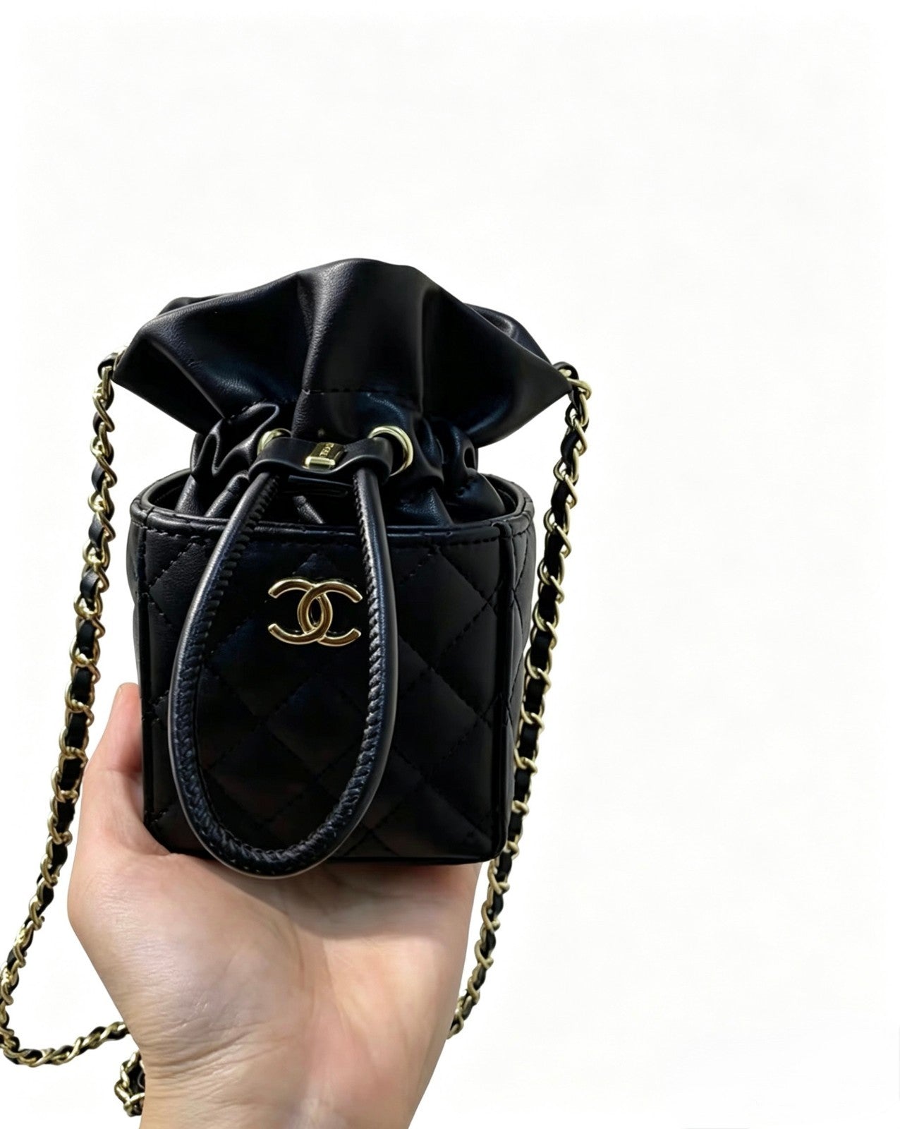 CHANEL Beauty / Makeup line mini top bag – Gift With Purchase (GWP) item Black2