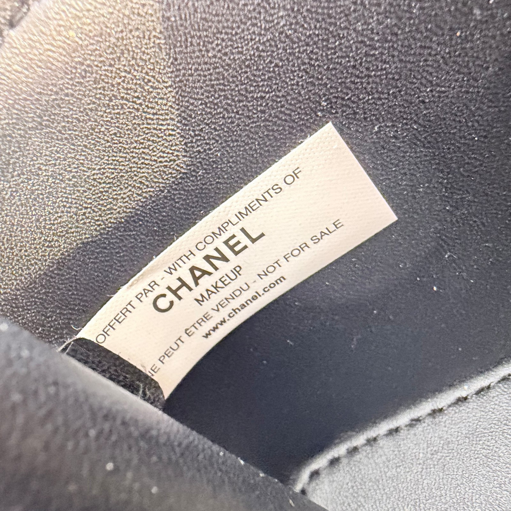 NIB CHANEL Makeup VIP Gift Black Quilted Vanity With Chain and Mirror Box GWP SM1