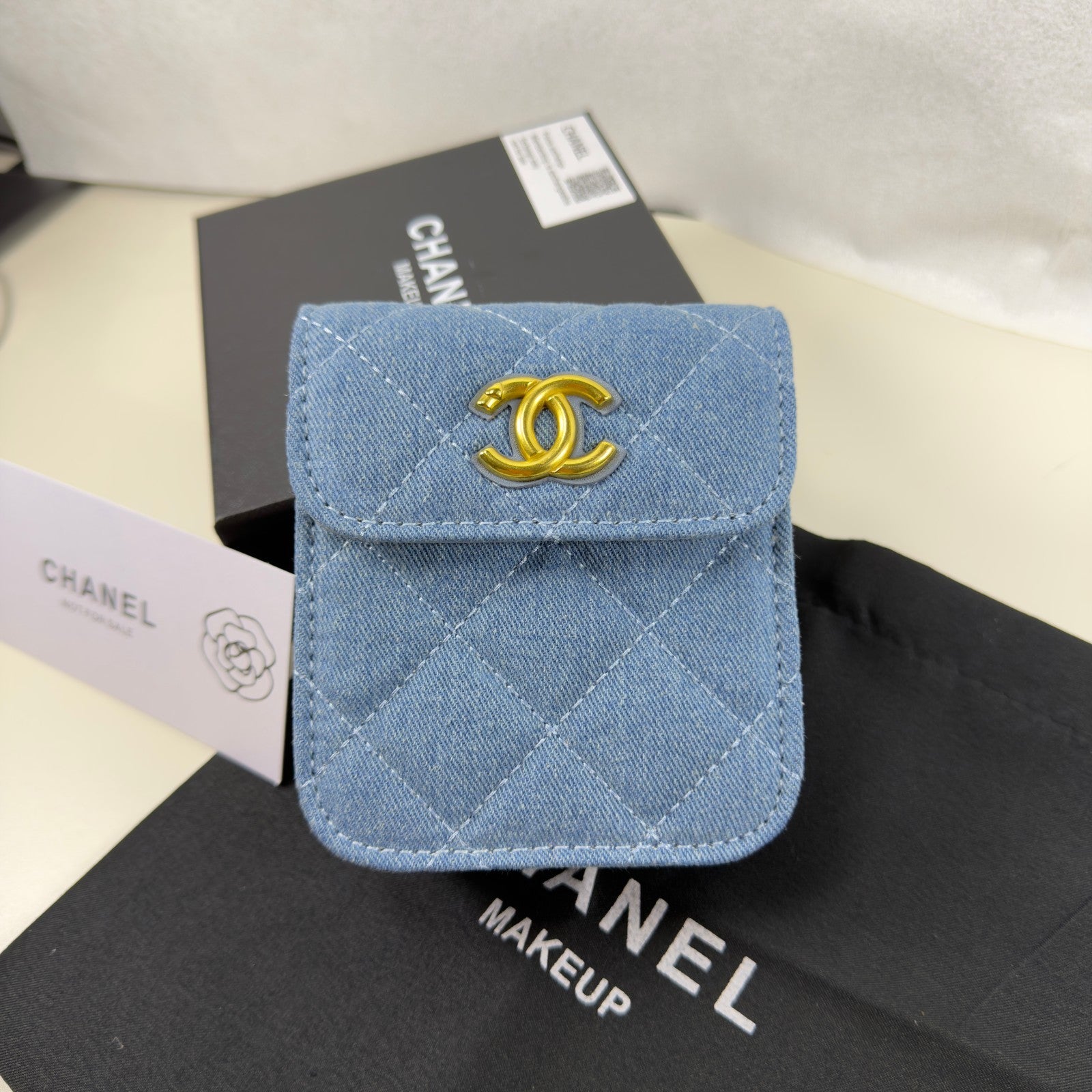 CHANEL Beauty / Makeup line mini Denim bag – Gift With Purchase (GWP) item Blue1