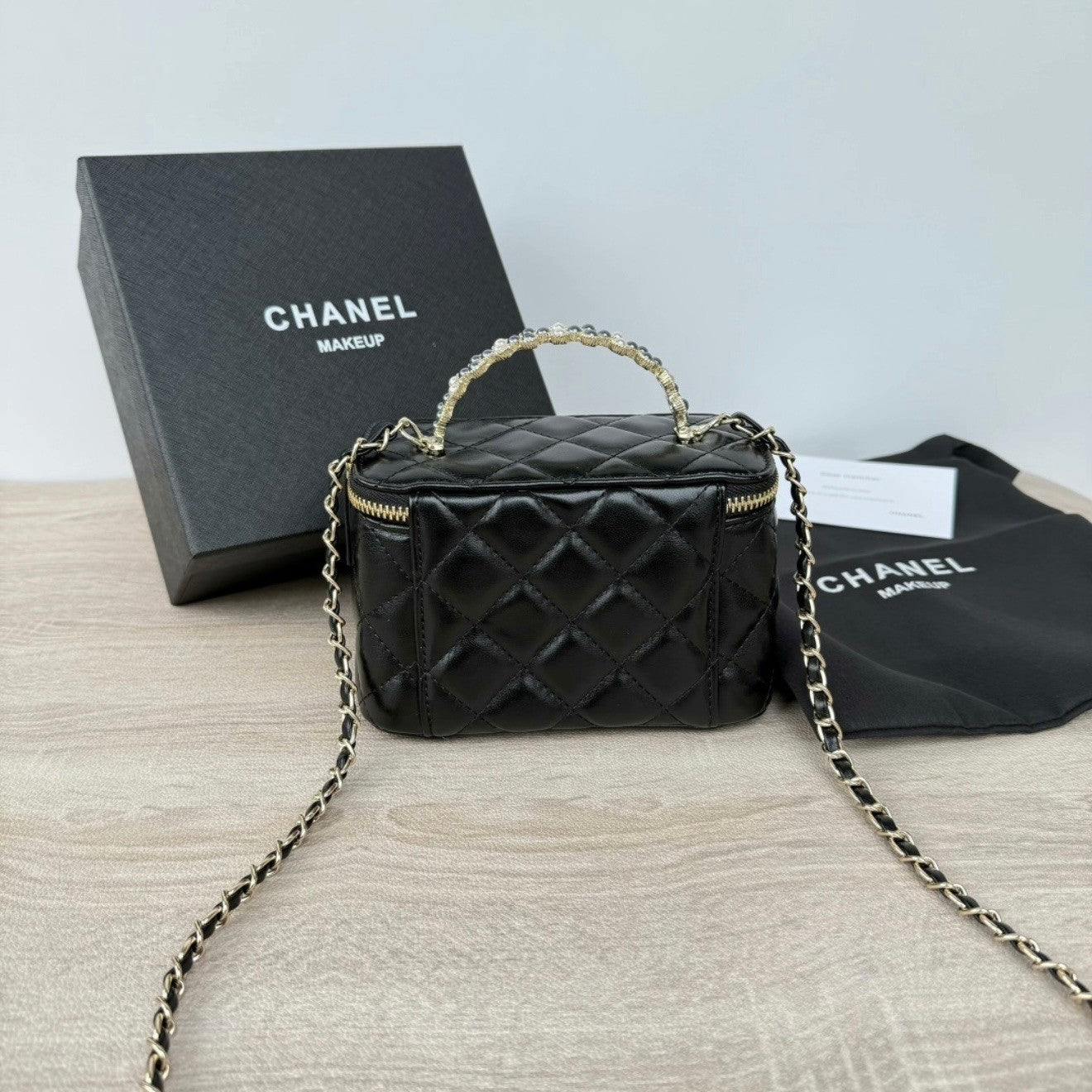 CHANEL Beauty / Makeup line mini Vanity Case – Gift With Purchase (GWP) item7