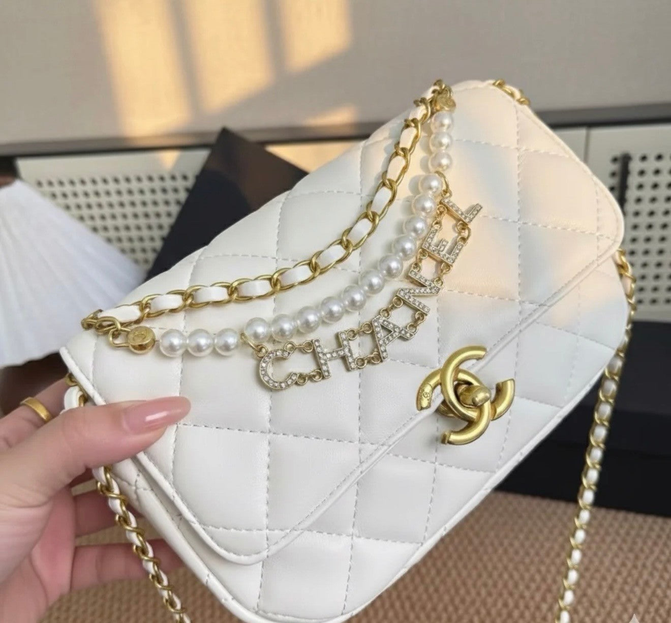 Cream Chanel Makeup Bag Gift0