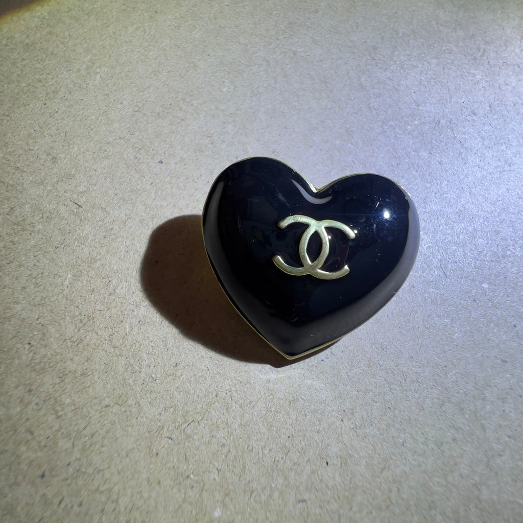 Authentic Chanel Black and Gold CC Heart Button | Charm | 2023 Holiday Edition4