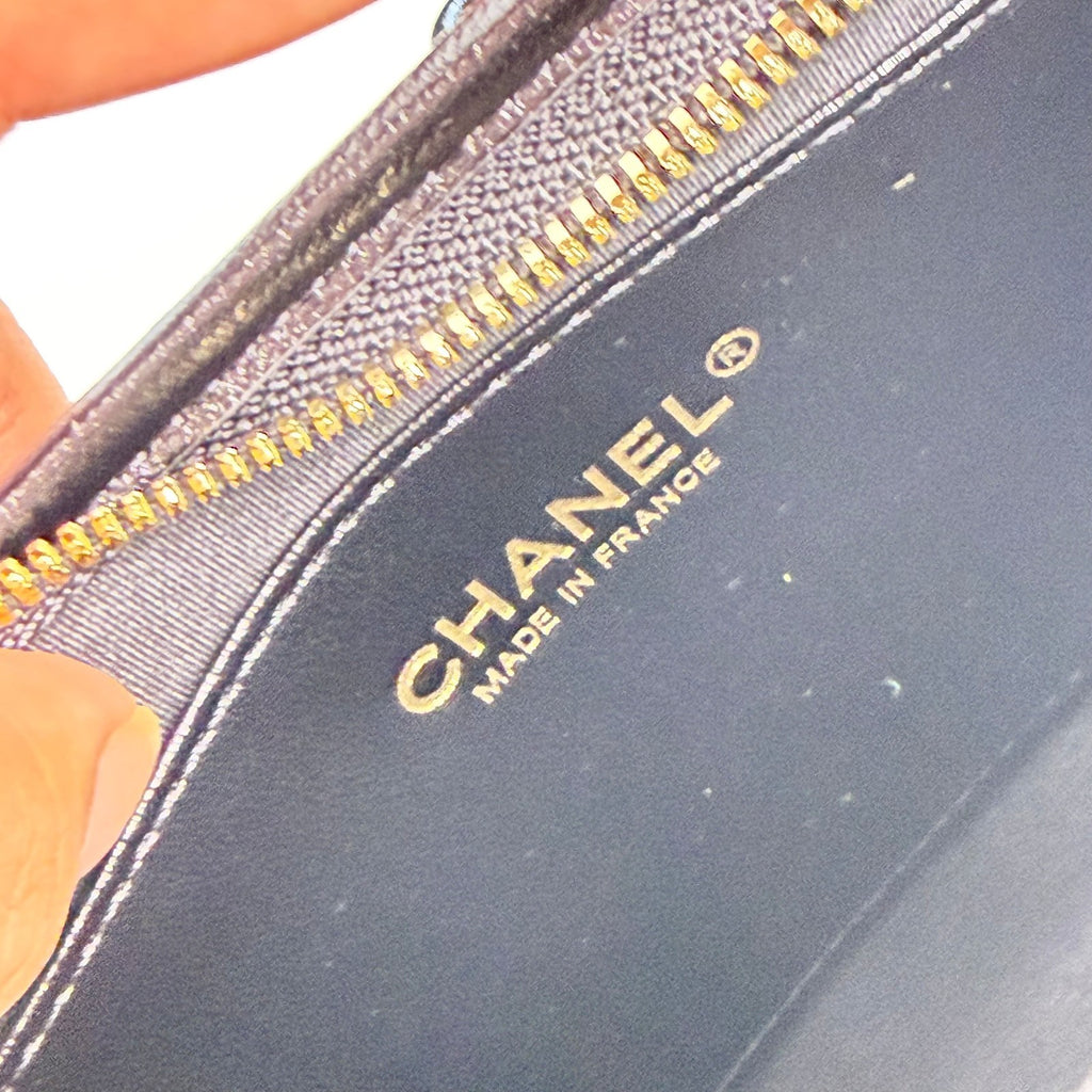 CHANEL Beauty Cosmetic Makeup Bag Black Zipup Shoulder Bag Promotional Gift GWP15