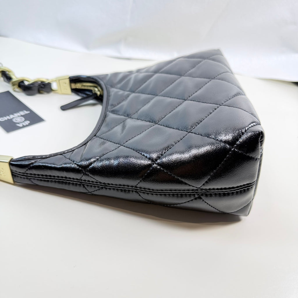 CHANEL Beauty Cosmetic Makeup Bag Black Zipup Shoulder Bag Promotional Gift GWP8