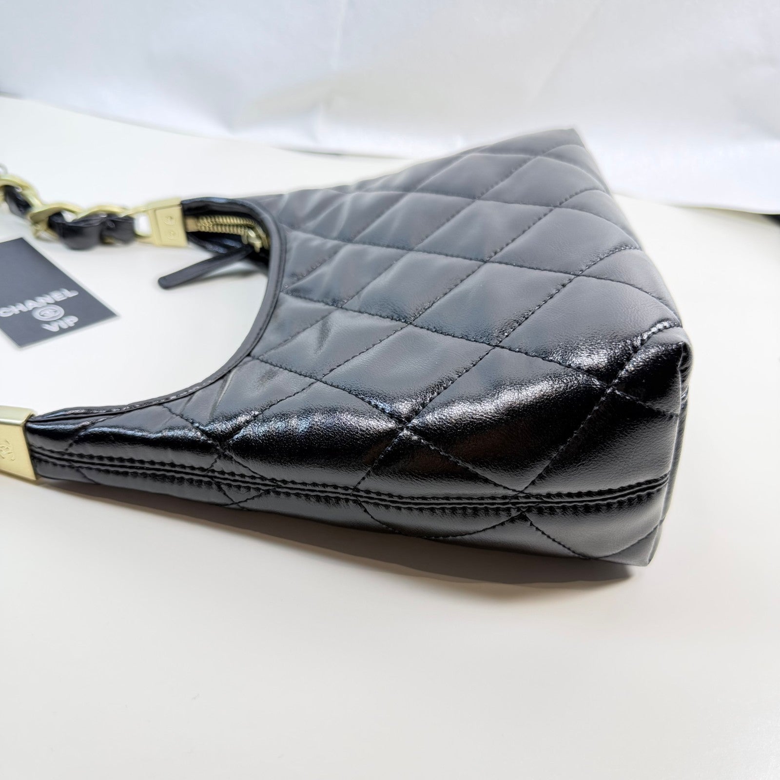 CHANEL Beauty Cosmetic Makeup Bag Black Zipup Shoulder Bag Promotional Gift GWP8