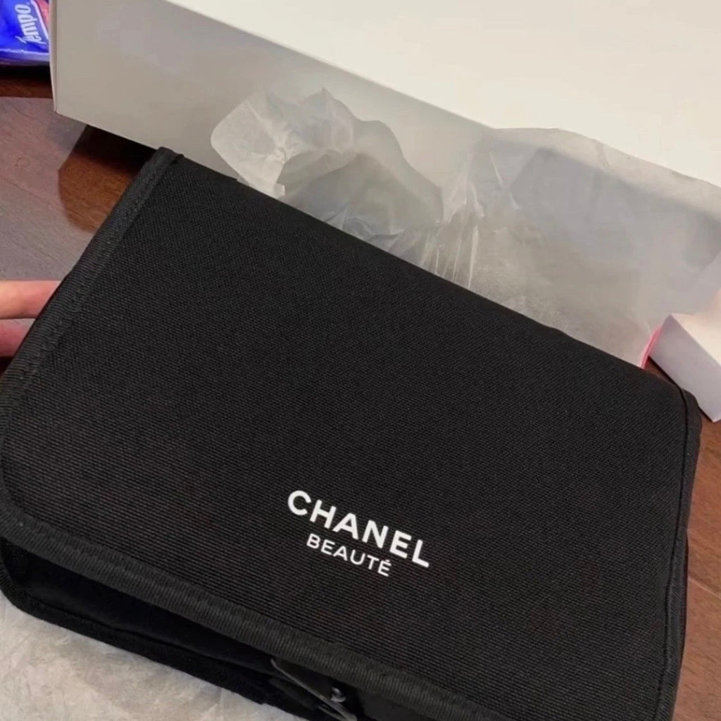 Chanel Beaute Hanging Toiletry Bag Black Brand New Makeup Cosmetics Case Pouch7