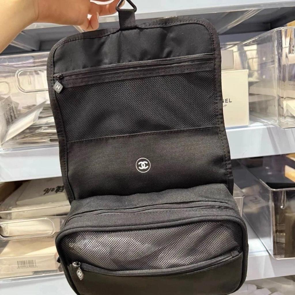 Chanel Beaute Hanging Toiletry Bag Black Brand New Makeup Cosmetics Case Pouch6