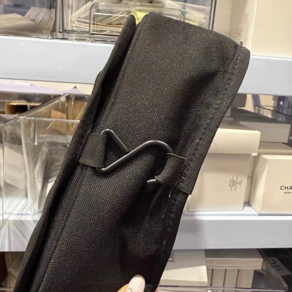 Chanel Beaute Hanging Toiletry Bag Black Brand New Makeup Cosmetics Case Pouch3