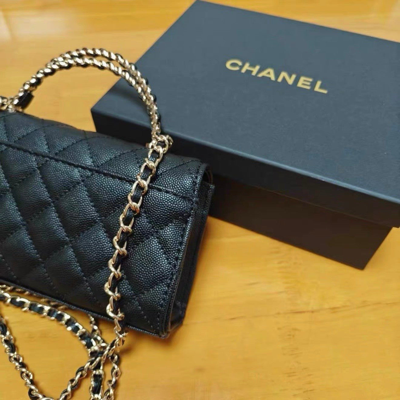 GWP Chanel Beauty Vip Gift RECTANGLE MAKEUP BAG WITH CHAIN NIB7