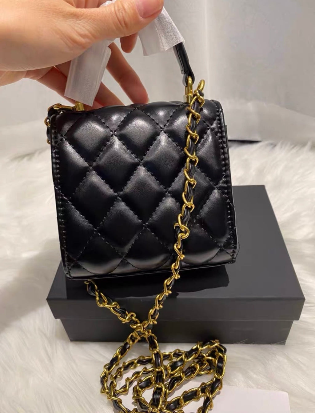CHANEL Beauty / Makeup line mini top bag – Gift With Purchase (GWP) item Black2