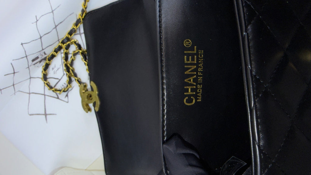 Cream Chanel Makeup Bag Gift6