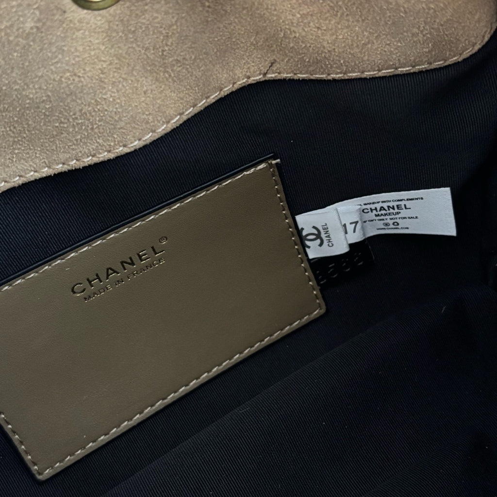 Sand Suede Calfskin Hobo Bag 25C Med