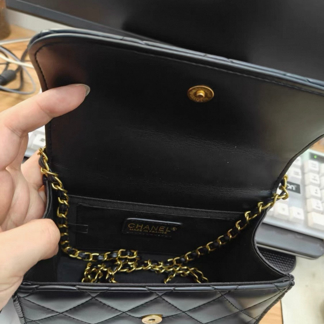 Small Flap Bag with cc Pearl Handle