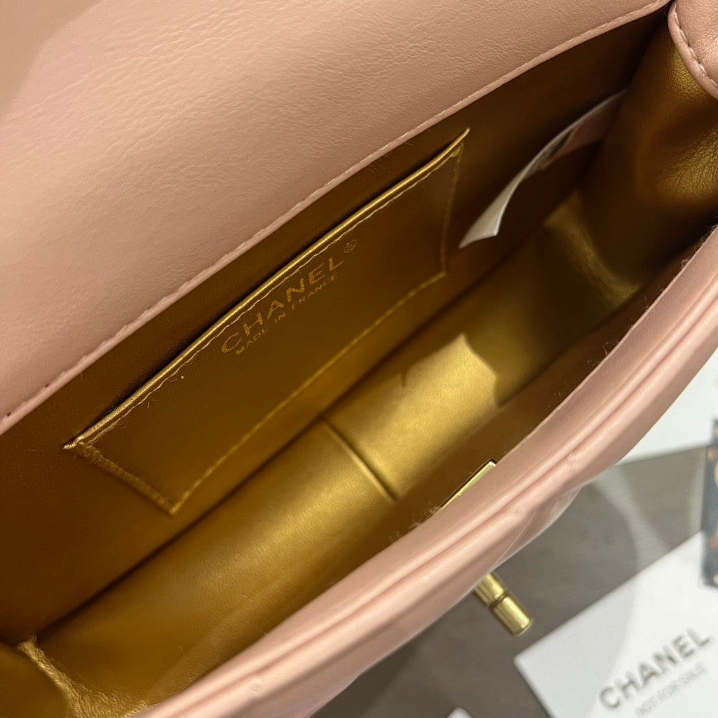 Pink Quilted Lambskin Double Pearls Flap bag