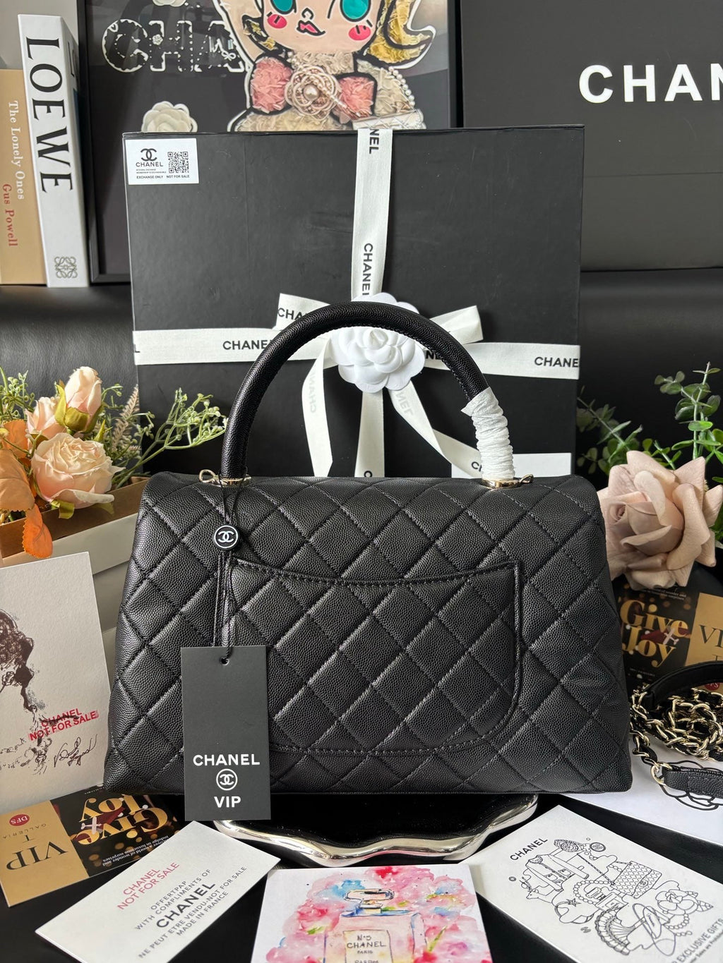 Black Quilted back caviar calfskin leather with gold-tone chain and top handle Lovely Pink Cherry