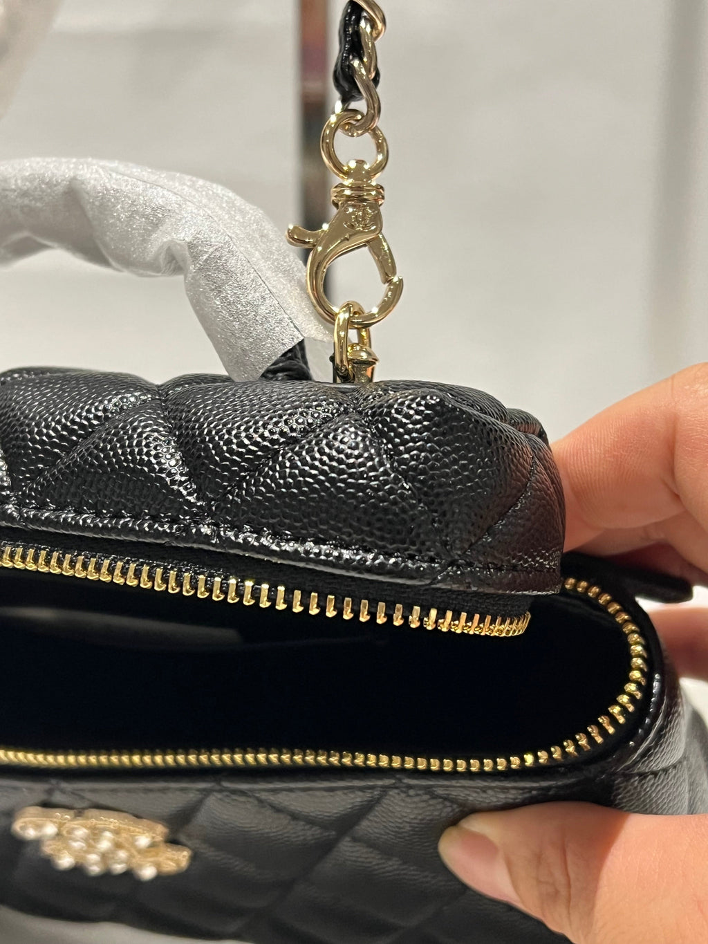 AUTH CHANEL BLACK CAVIAR RECTANGLE CROSSBODY MAKEUP BAG - VIP BEAUTY GWP NOVELTY Lovely Pink Cherry