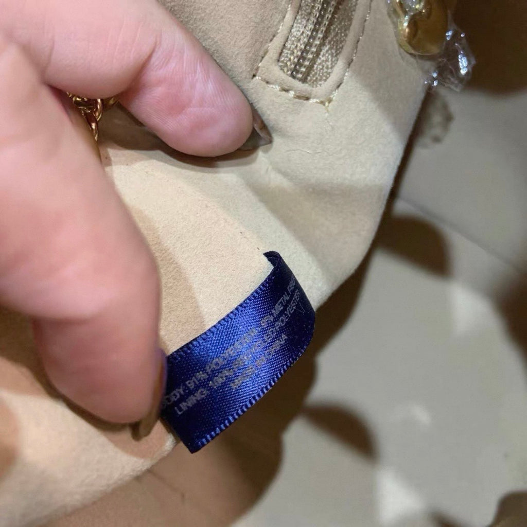 White & Gold Christmas Gift Bag