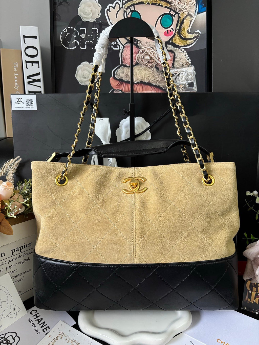 Suede Calfskin Shiny Lambskin Quilted Small Shopping Bag Caramel Black Lovely Pink Cherry