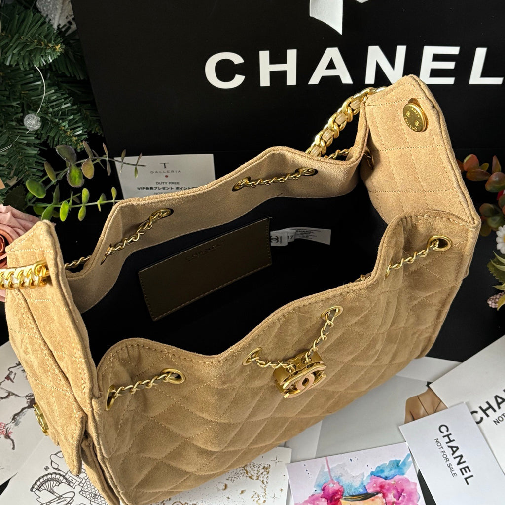 Sand Suede Calfskin Hobo Bag 25C Med