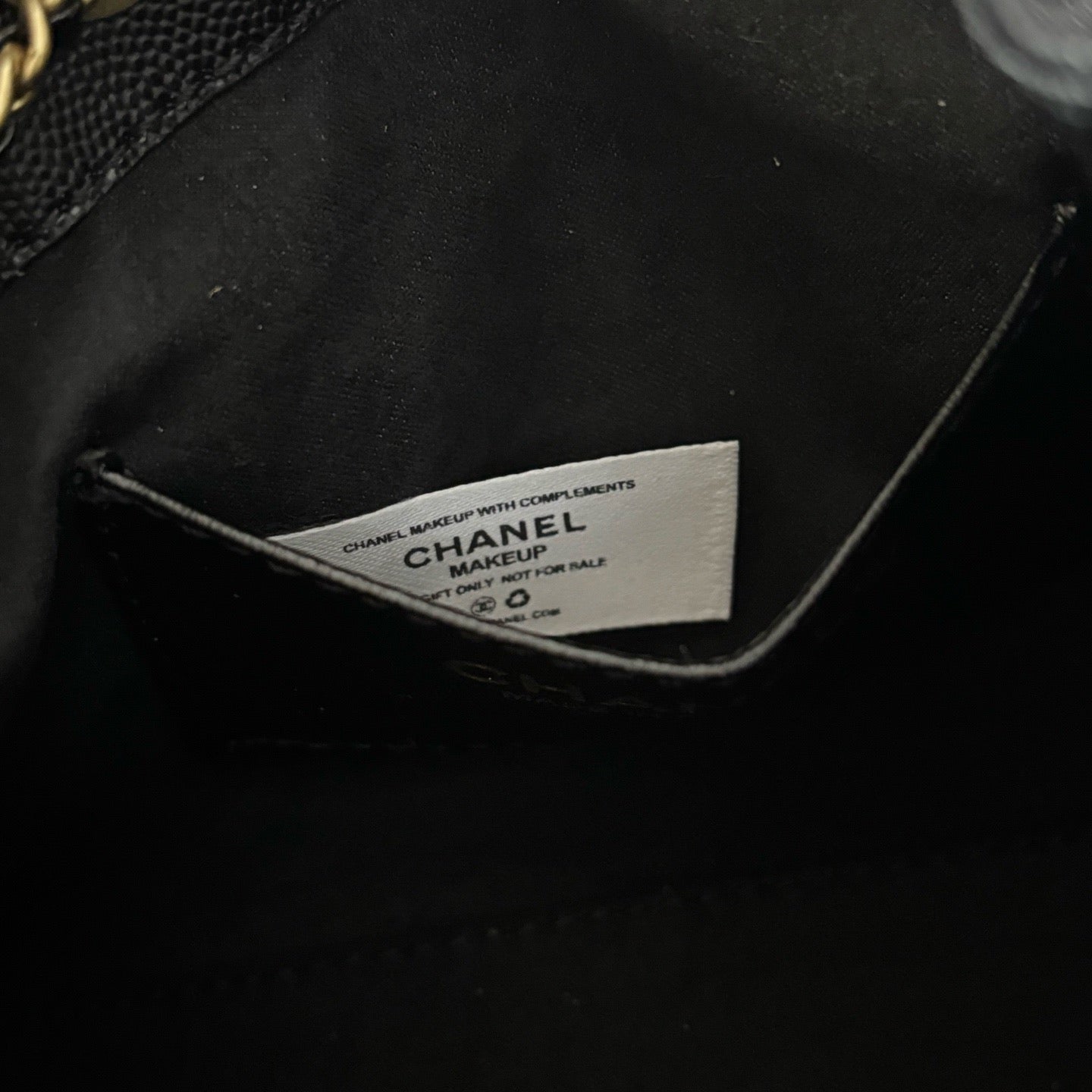 Caviar Calfskin Hobo Bag 25S