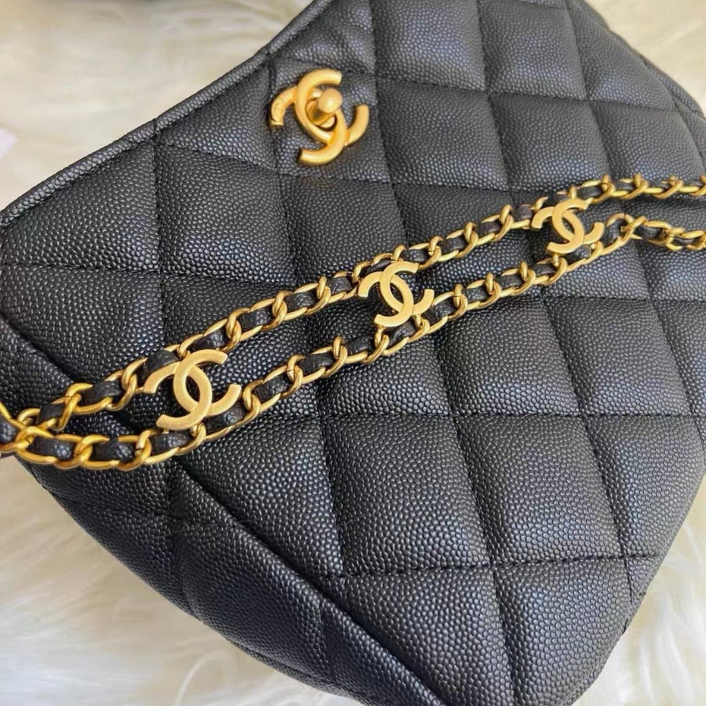 Caviar Hobo bag with cc Logo