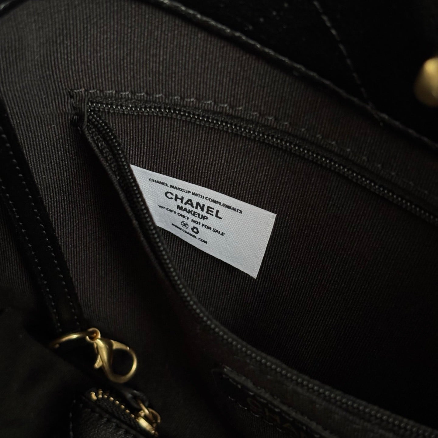 Black Soft Sheepskin Tote 25S 30x12x27