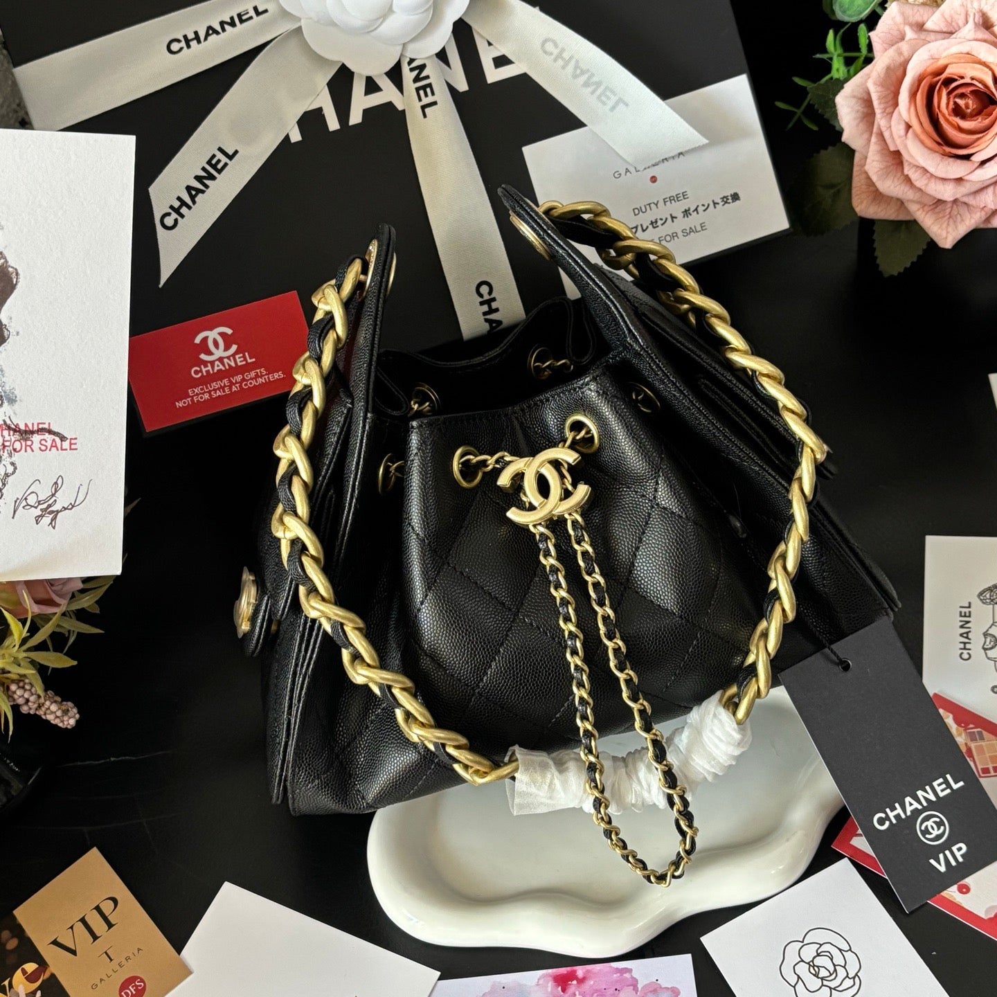 Caviar Calfskin Hobo Bag 25S