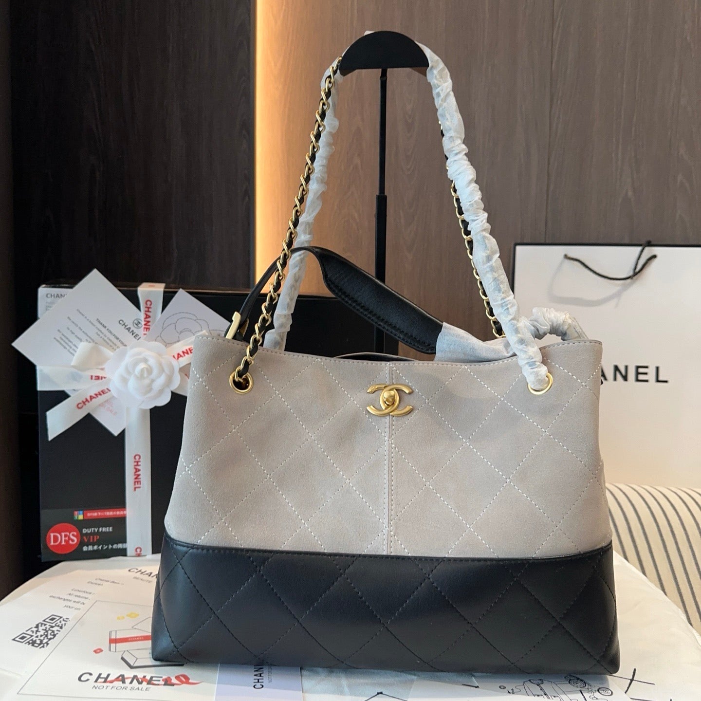 Suede Calfskin Shiny Lambskin Quilted Small Shopping Bag Grey Black Lovely Pink Cherry