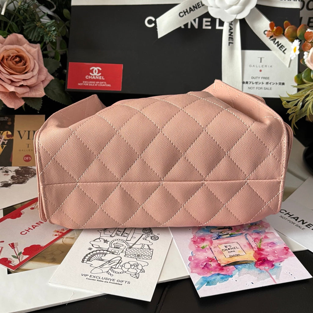 Pink Caviar Calfskin Hobo Bag 25S