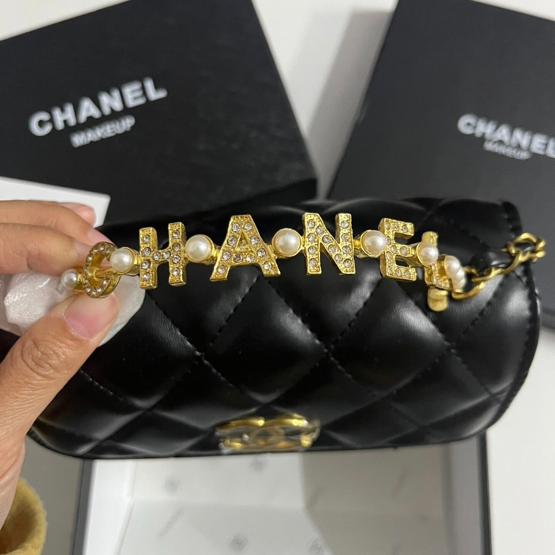 Pearl Logo Handle Black Quilted CC rectangle Bag