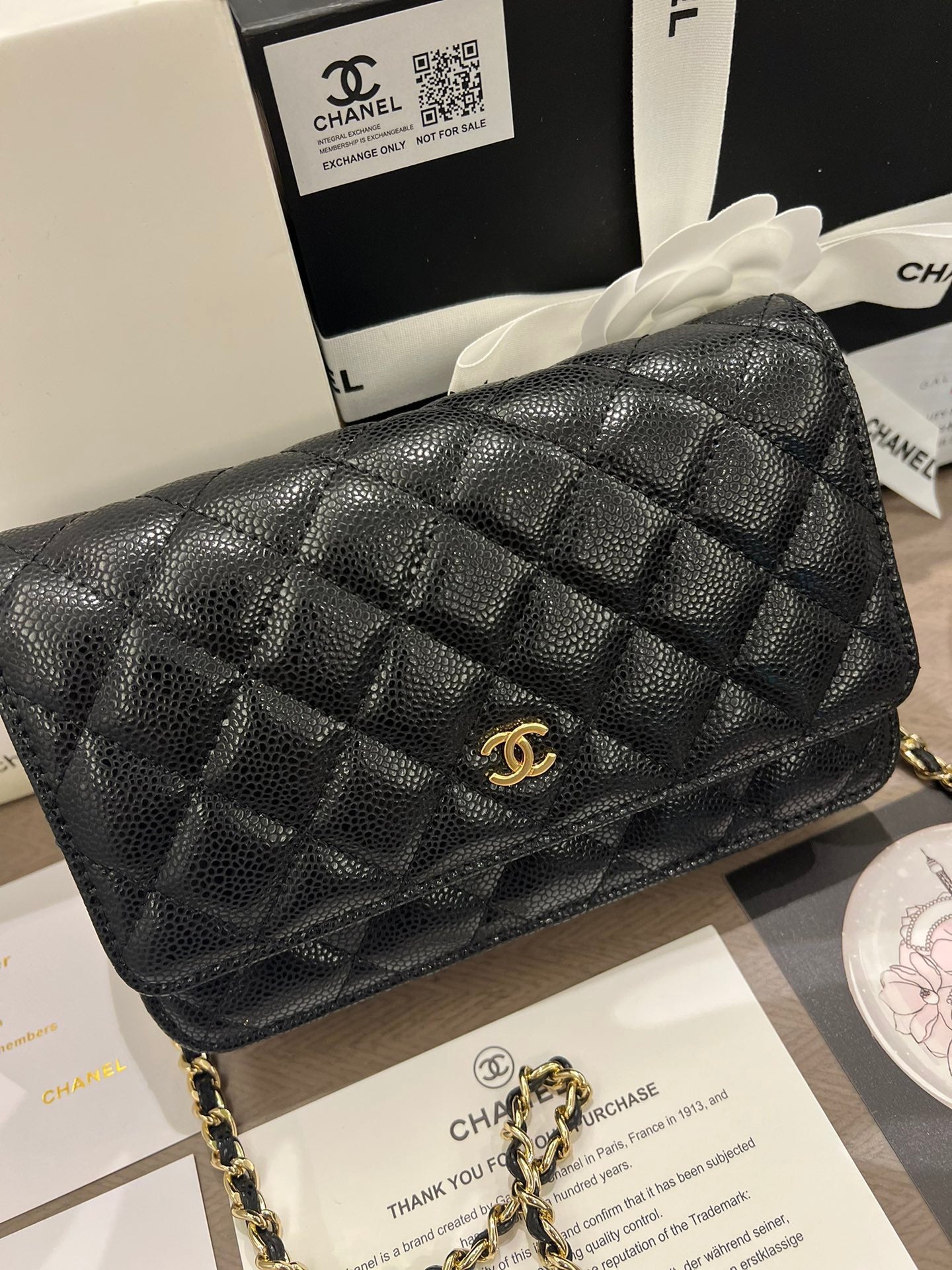 Leather Caviar WOC in Golden Strap