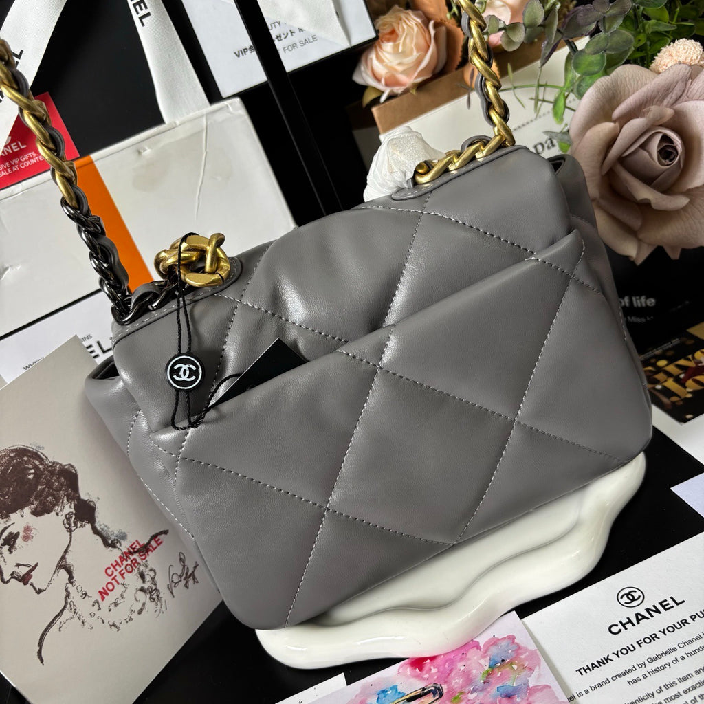 Grey Lambskin 19 Bag 20cm