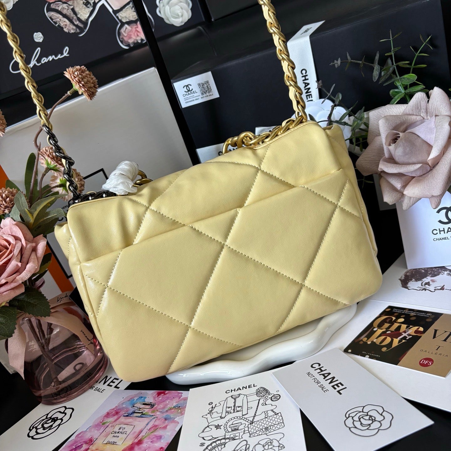 Yellow Lambskin Quilted 19 Bag 25cm