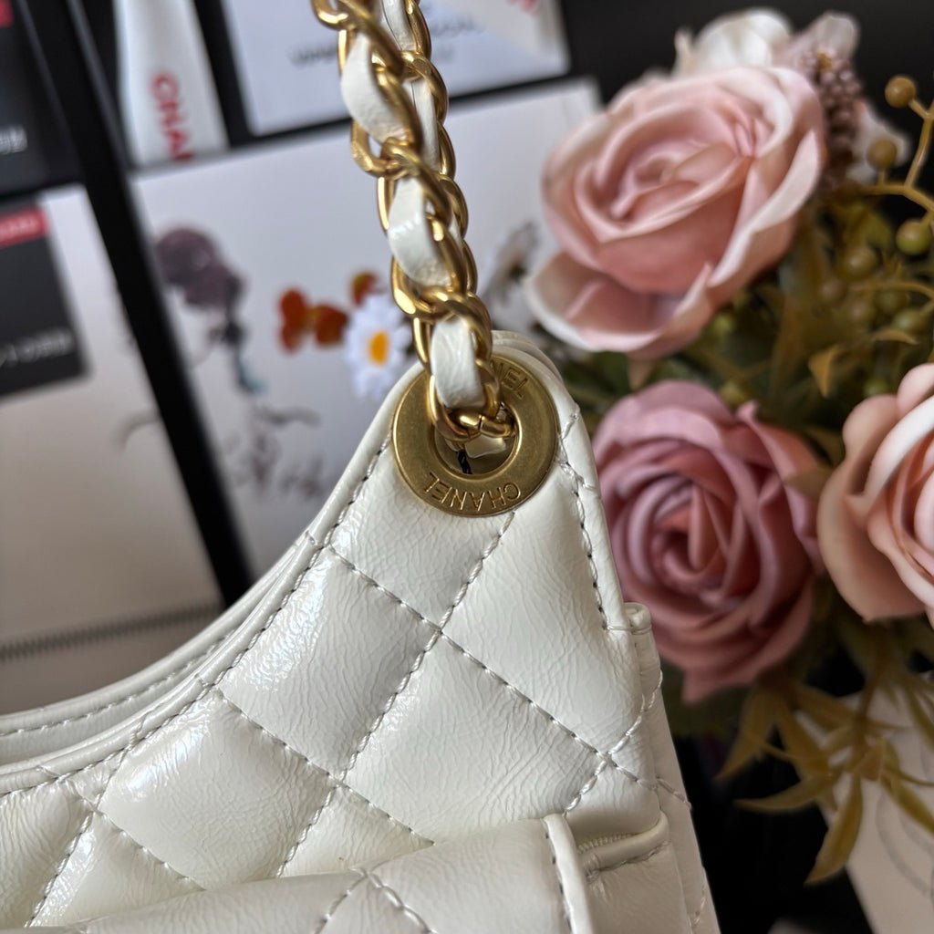 White Sheepskin Mini 23 Bag