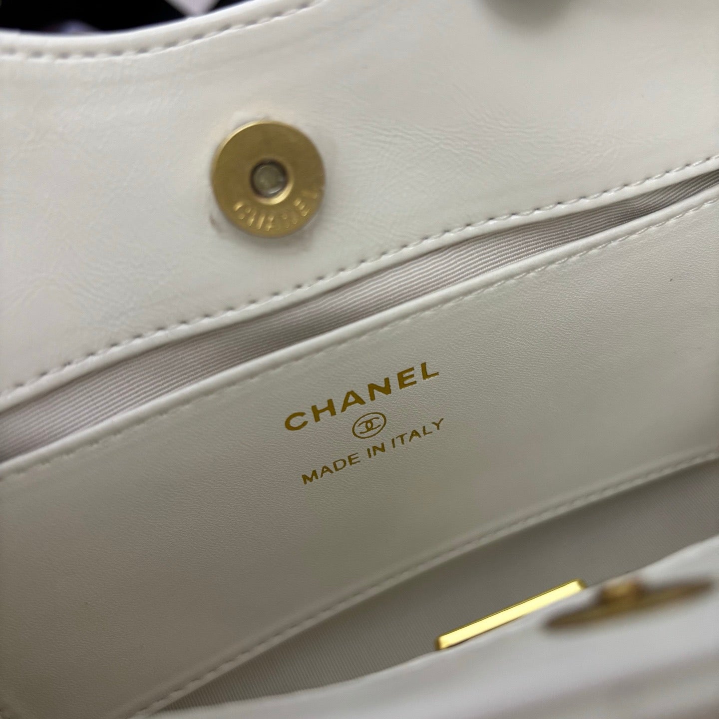 White Sheepskin Mini 23 Bag