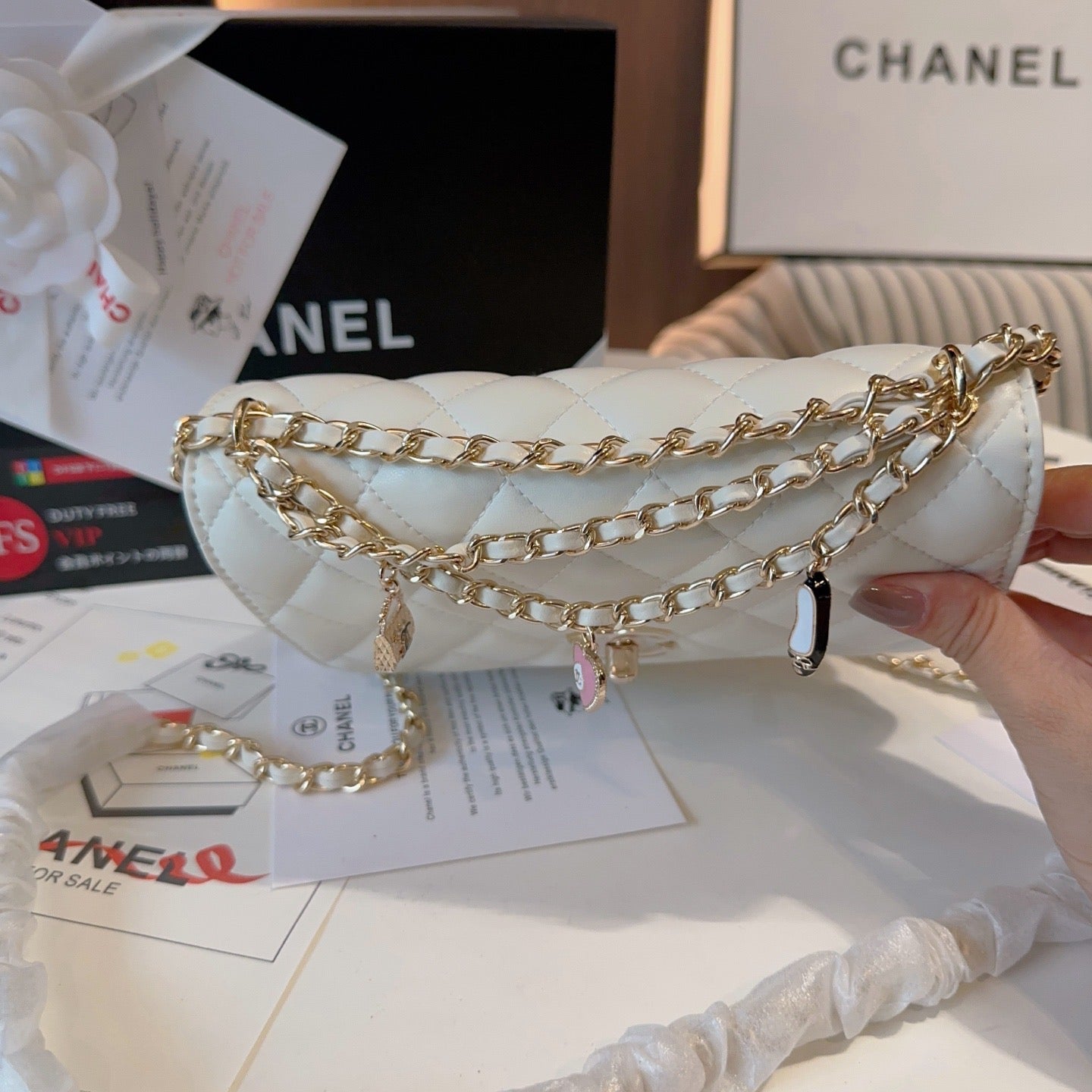 White Sheepskin Woc Bag With Charm