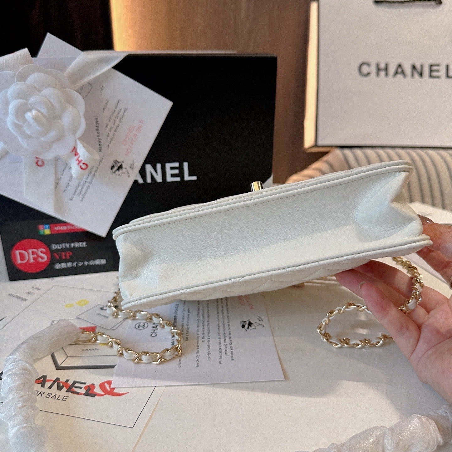 White Sheepskin Woc Bag With Charm