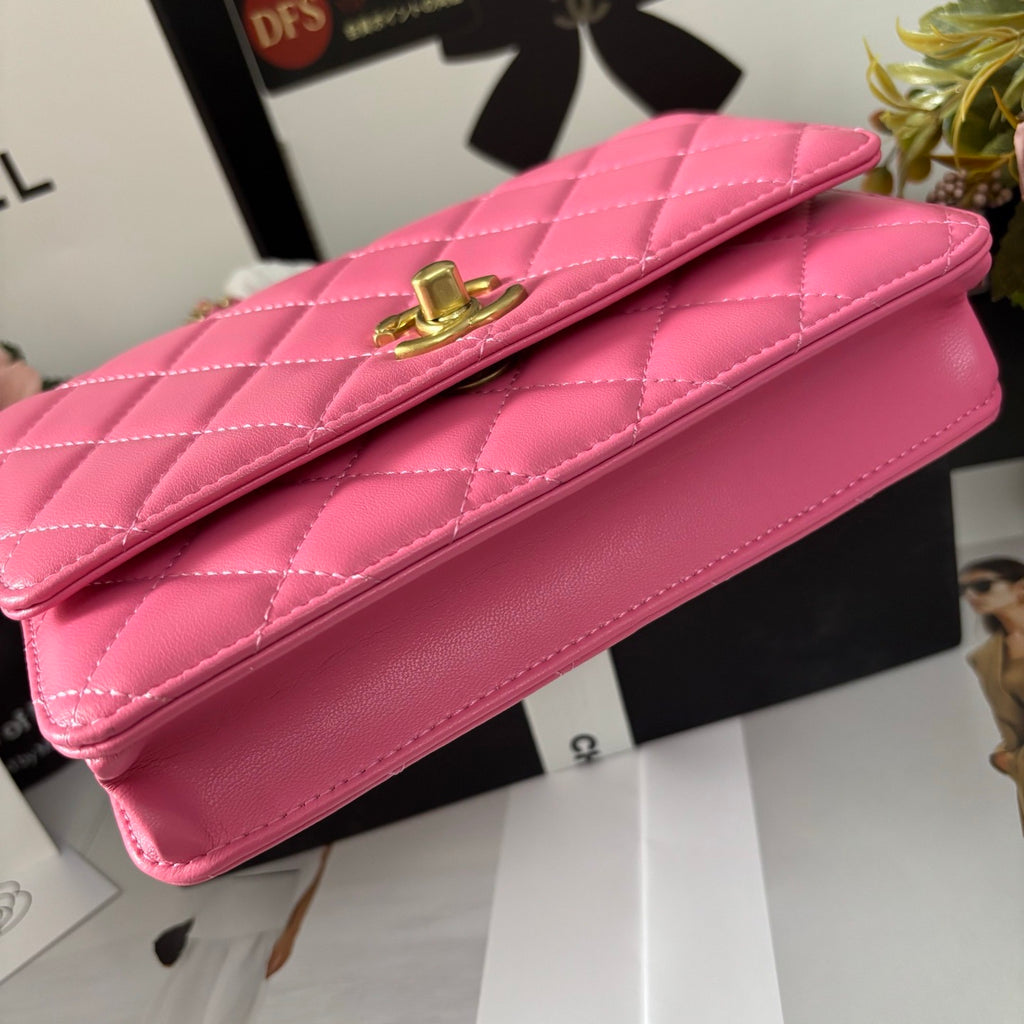 Pink Woc With Golden Ball Chain